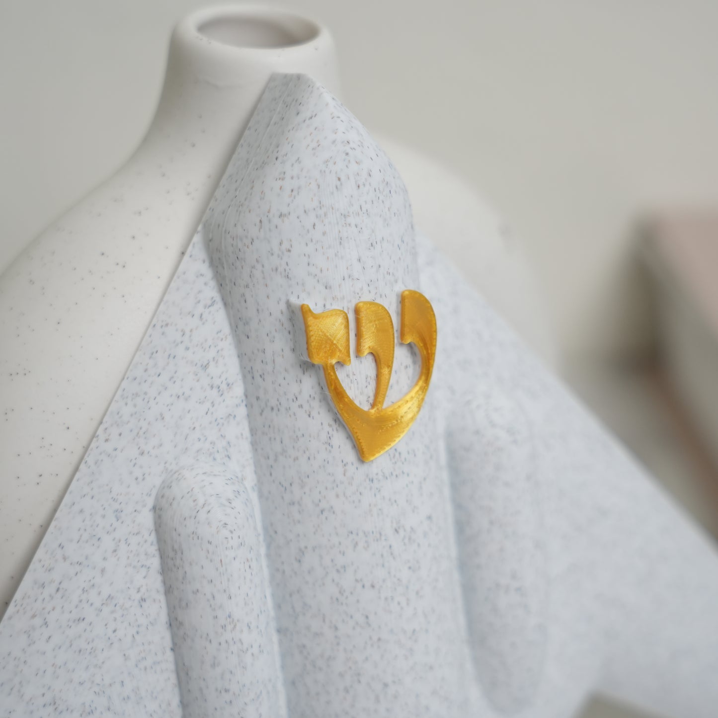 The B2-zah Mezuzah Case